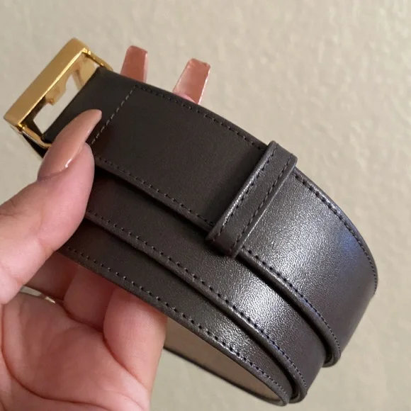 Salvatore Ferragamo women’s belt - Picture 4 of 10